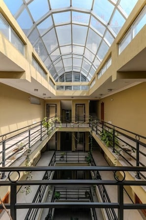 Interior - Daisy Hotel (Addis Ababa)