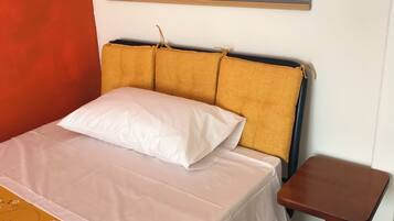 Fer et planche Ă repasser, Wi-Fi, draps fournis