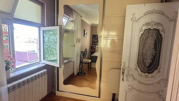 In-room safe, desk, laptop workspace, blackout drapes