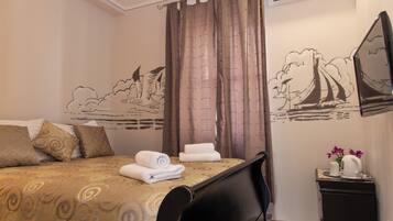 Classic Double Room, Courtyard View | In-room safe, iron/ironing board, free WiFi