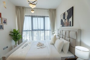 3 slaapkamers, een strijkplank/strijkijzer, wifi