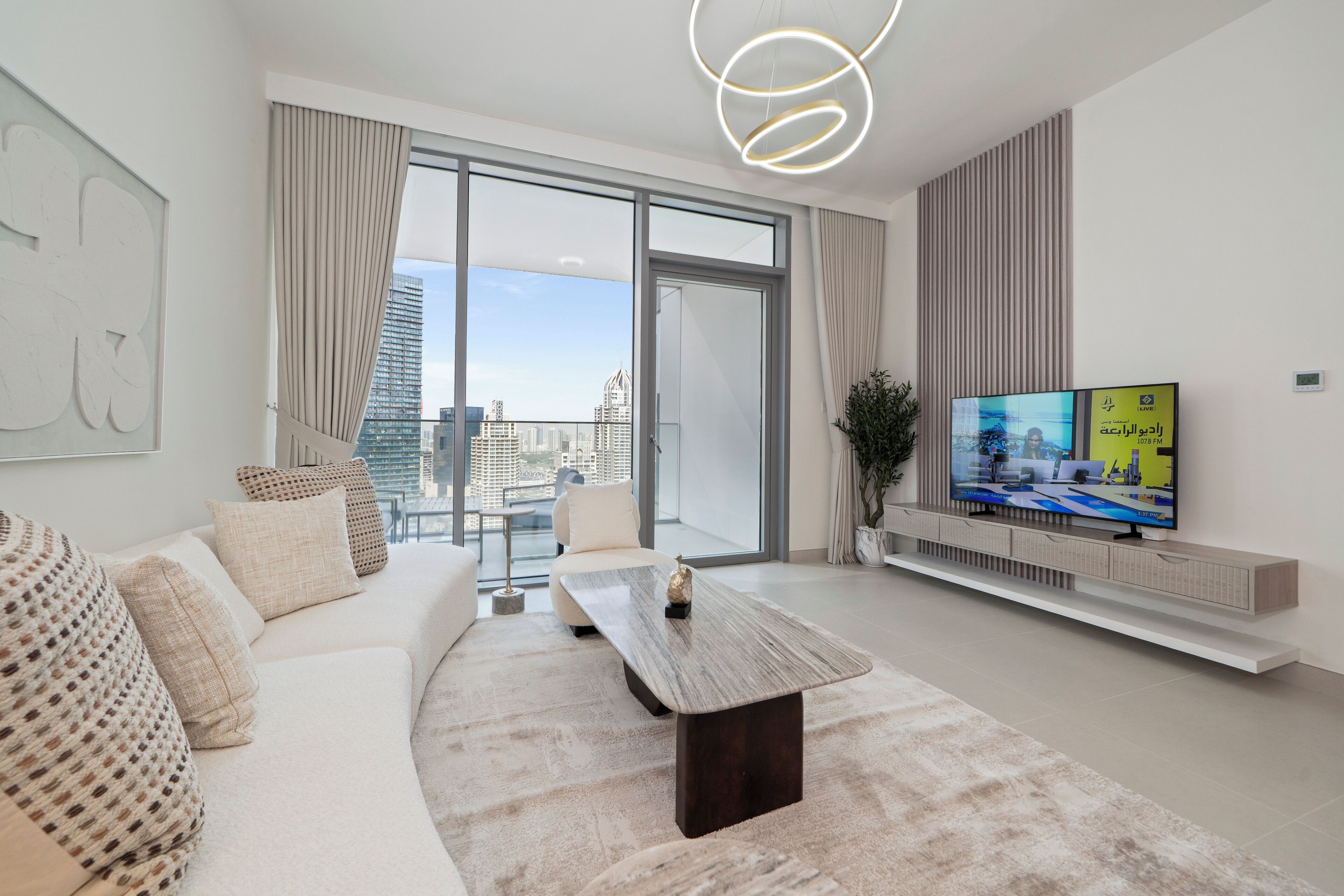 Apartment, Balcony, Sea View | Living area