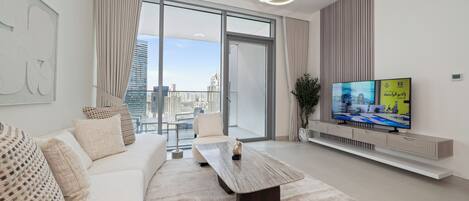 Apartment, Balcony, Sea View | Living area