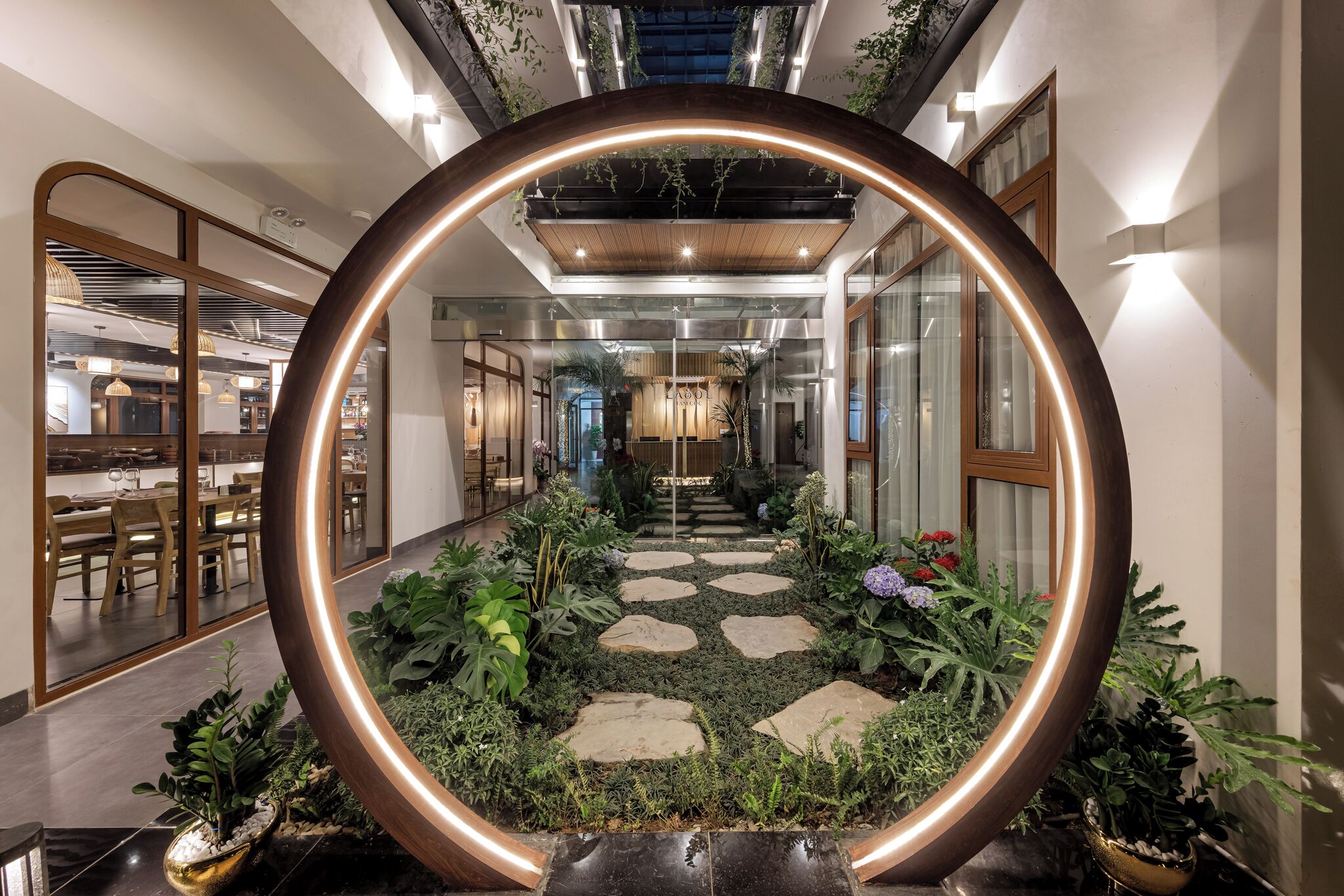 ด้านหน้าที่พัก