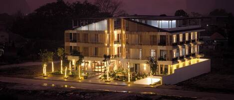 Overnatningsstedets facade