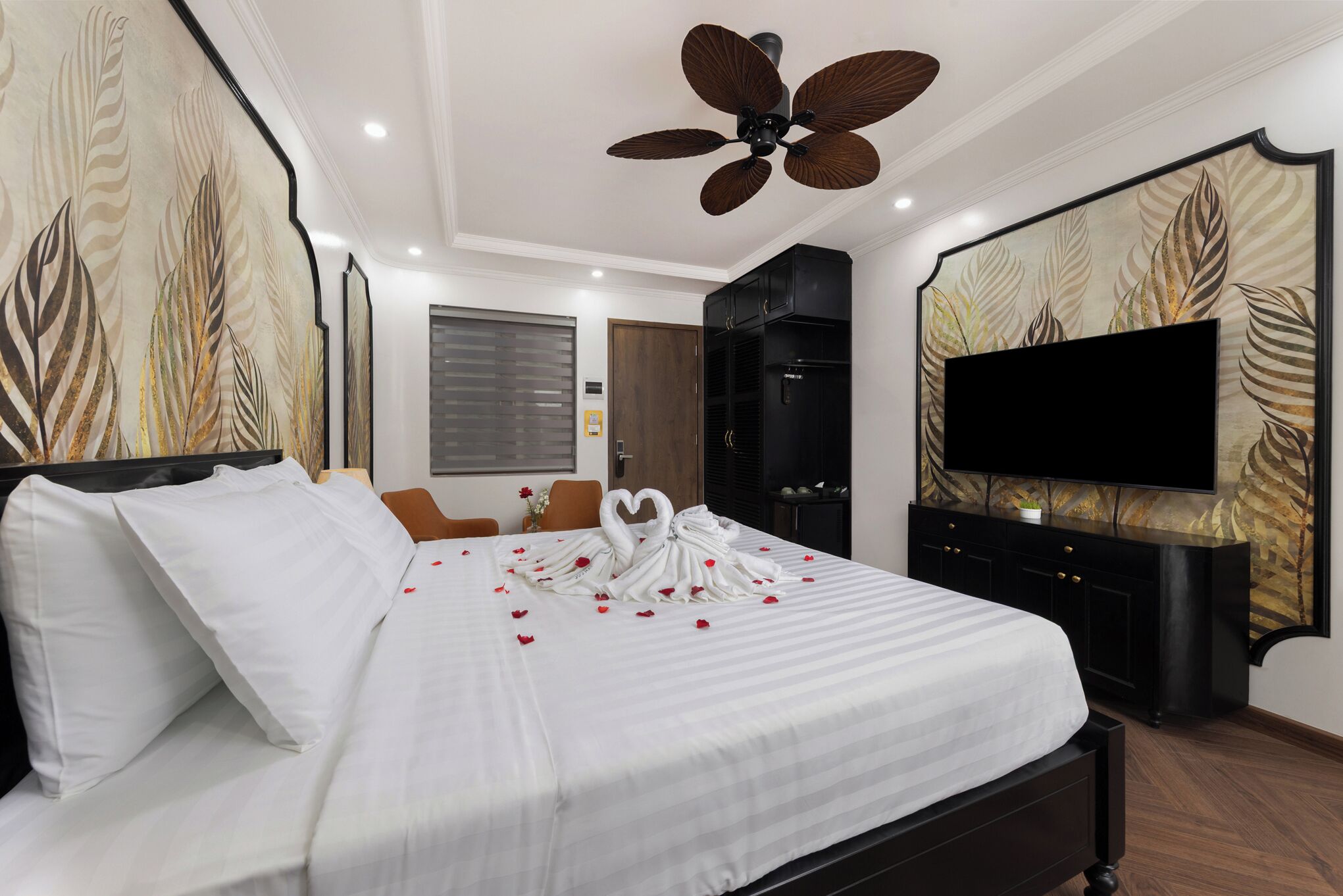 Coffres-forts dans les chambres, chambres insonorisées, Wi-Fi gratuit