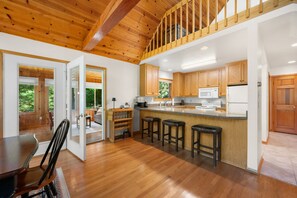 Fridge, microwave, oven, stovetop - New in 2026! Glidden Pines -Beach Access -July 5-11 and July 18-25  Still Avail! (Sturgeon Bay)