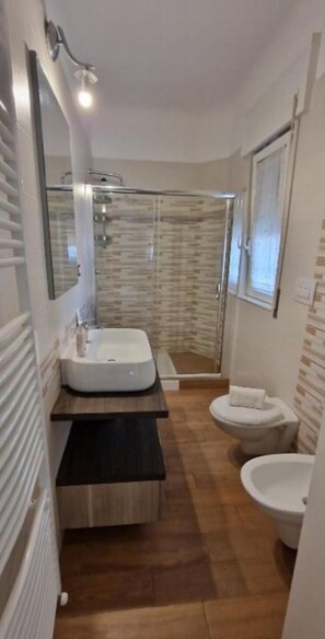 Departamento, vista a la ciudad | Baño