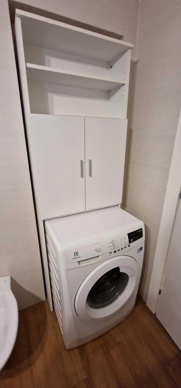 Lägenhet - utsikt mot staden | Badrum