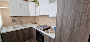 Private kitchen - Casa GIOIA  (Taranto)