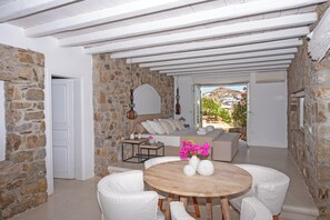 Interior - Topos exclusive Mykonos-villa Kymothoe (Agios Ioannis Diakoftis)
