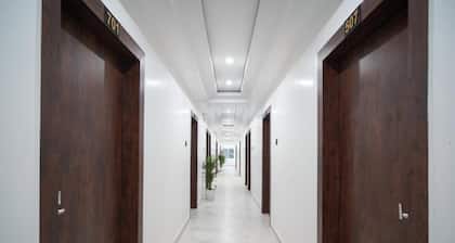 Royal Majestic Lodge