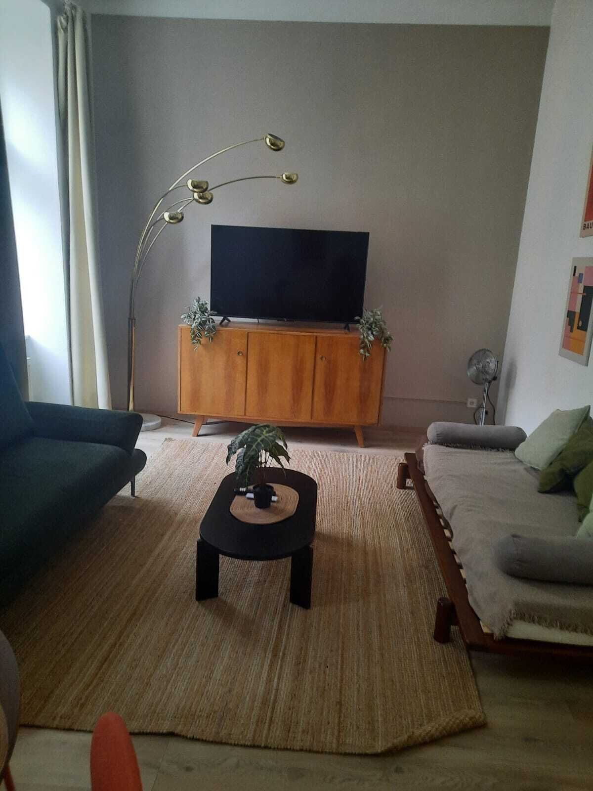 Perushuoneisto | Olohuone