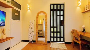 Tabla de planchar con plancha y wifi gratis