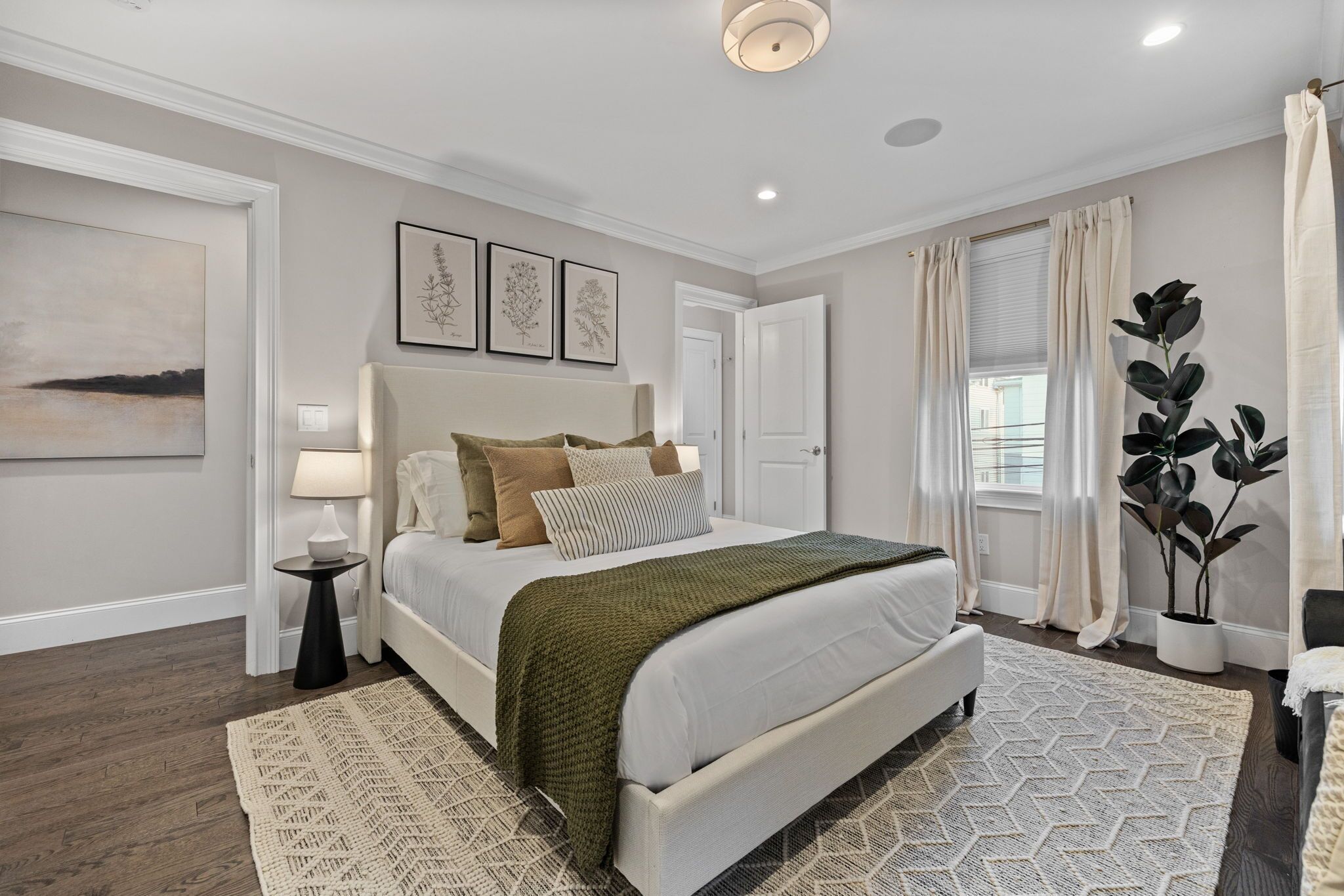 3 bedrooms, WiFi, bed sheets