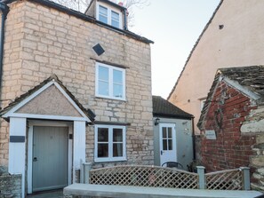 Exterior - The Corner Cottage (Wotton-under-Edge)