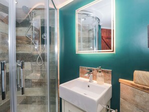 Shower - The Corner Cottage (Wotton-under-Edge)