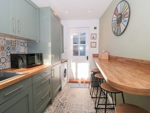 Kochgeschirr/Geschirr/Besteck