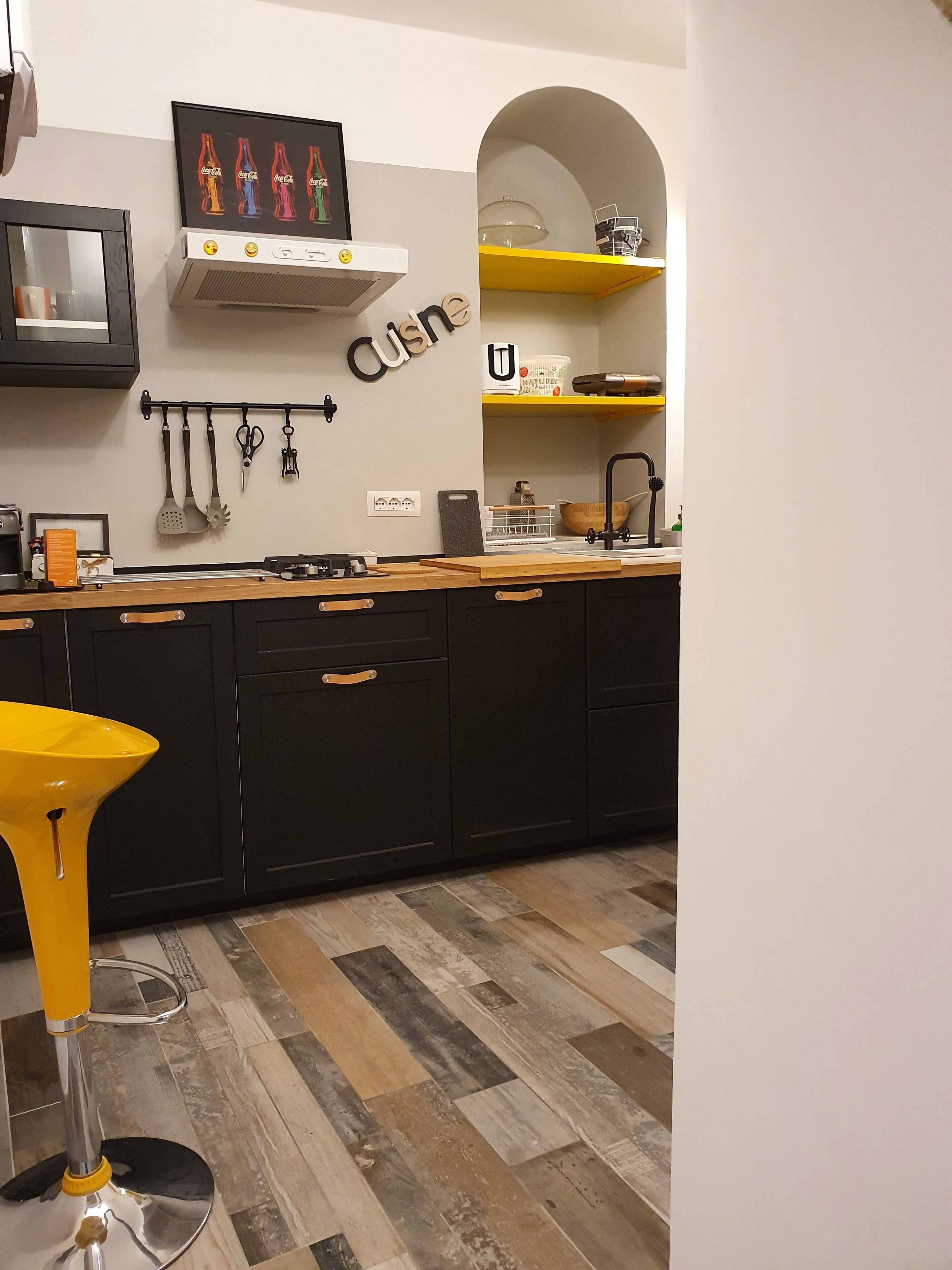 Refrigerador, microondas, parrilla de estufa y lavavajillas 