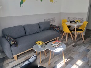 TV, books