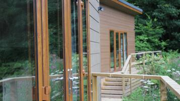 Superior Studio, Lake View | Free WiFi