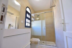 Shower - Book Jet - Loft apartment with Pool and WIFI (Costa Calma)