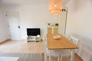 Dining - Book Jet OASIS DUNAS Suite -apartments (Corralejo)