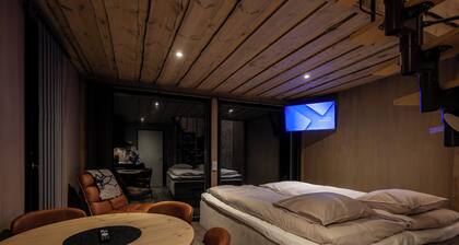 Aurora Lake Lodges