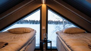 Superior Cabin, Lake View