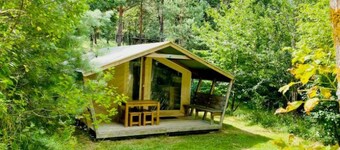 Chalet with Terrace in Camon