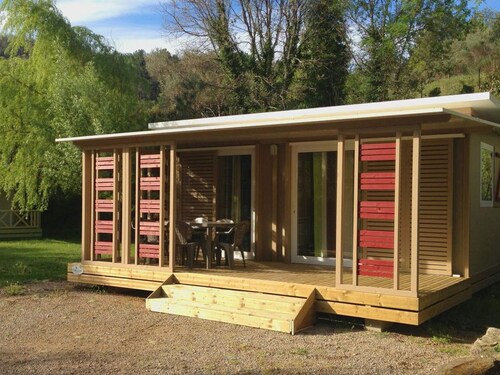 Chalet avec Terrasse à Soubès - Accès Handicapé