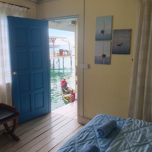 ห้องดีลักซ์ทริปเปิล, เห็นวิวทะเลบางส่วน | Wi-Fi ฟรี