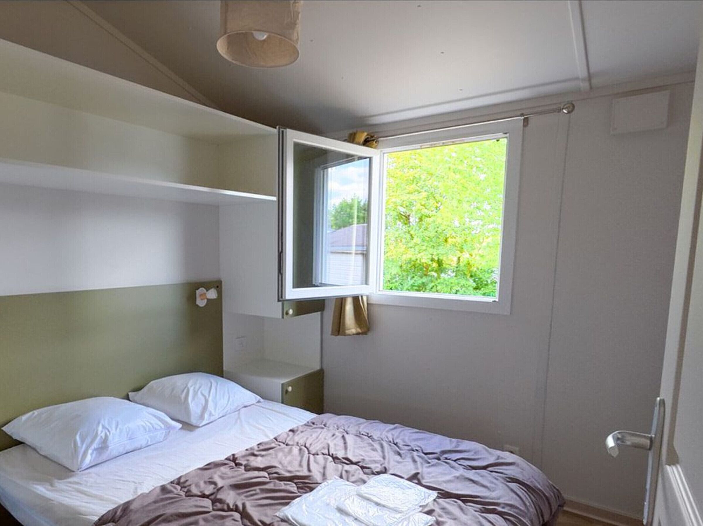2 bedrooms, WiFi (free)