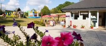 Mobilheim mit Terrasse für 4 Personen