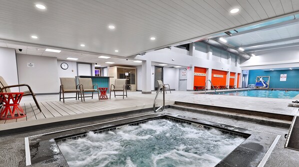 Indoor pool, a heated pool - The Fresh Tracks Condo at Mountain Green 2BR/1.5BA (Killington)