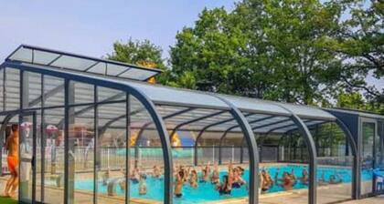Mobil-home confortable avec terrasse pour 5 personnes