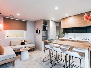 TV - Mobile Home 35m² for 6 with Terrace in Saint-Jean-de-Monts (Saint-Jean-de-Monts)
