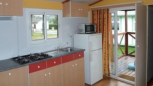 Unclassified image, 2 of 25, button - Mobile Home for 4 with Terrace - Fully Equipped Kitchen (La Chapelle-devant-Bruyères)