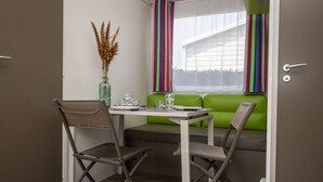 Dining - 24m² Mobile home with terrace in Saint-Jean-de-Monts (Saint-Jean-de-Monts)