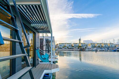 Casa móvil ejecutiva, vistas al mar | Detalle del exterior