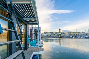Executive Mobile Home, Ocean View | Exterior detail