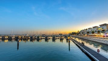 Luxury mobile home, balcony, sea views | Utsikt fra rommet