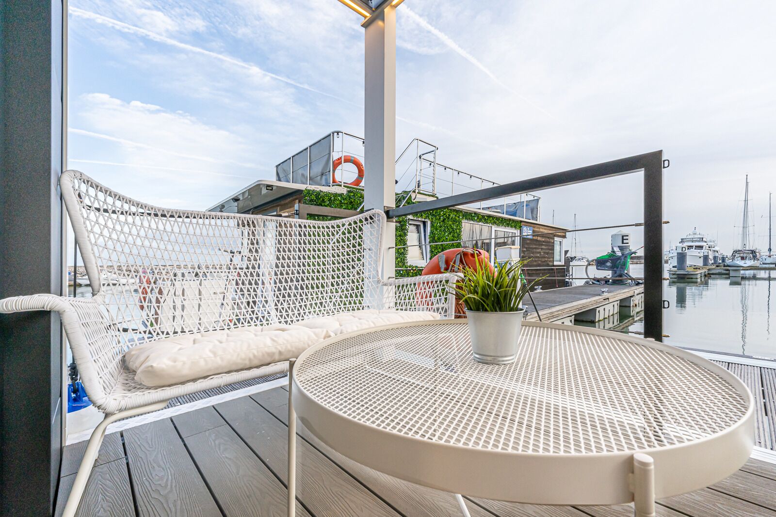 ラグジュアリー モバイルホーム シービュー | テラス / パティオ