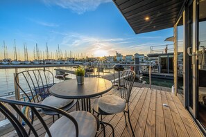 Luxury mobile home, balcony, sea views | Terrace/patio - The Homeboat Company Parque das Nações (Lisbon)