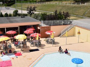 Terrace/patio - 35m² Chalet with Terrace, 2 Bedrooms (Boulogne-sur-Gesse)