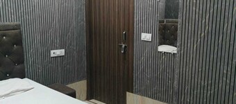 Ramkrishna Bhawan Hotel