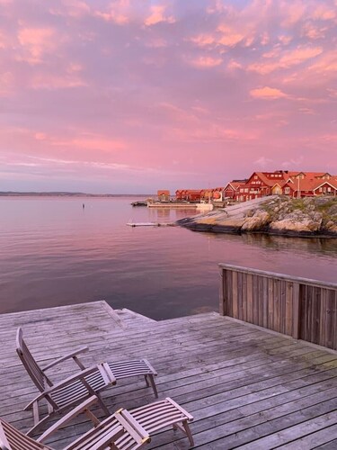 Boathouse with own jetty.