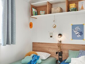 Free WiFi - Mobile home with terrace in Hyères, perfect for 4 people (Hyères)