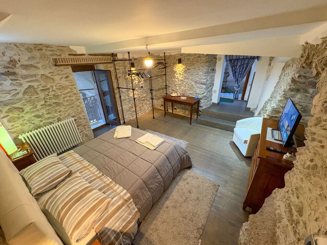 2 habitaciones, wifi y ropa de cama 