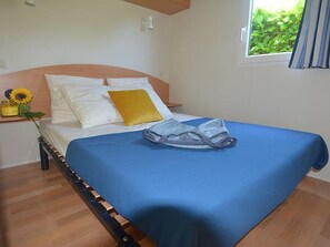Free WiFi - Mobile home with terrace for 4 guests in Saint-Lunaire (Saint-Lunaire)